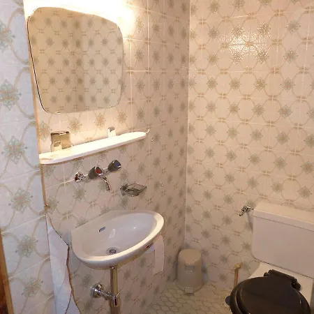Apartament Collinette *